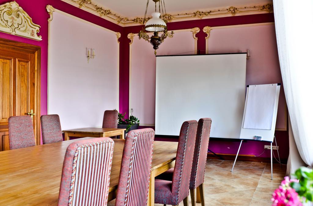 Hotel Sportwerk Tyniec Maly Extérieur photo