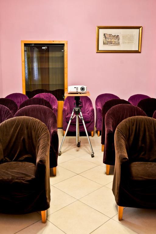 Hotel Sportwerk Tyniec Maly Extérieur photo
